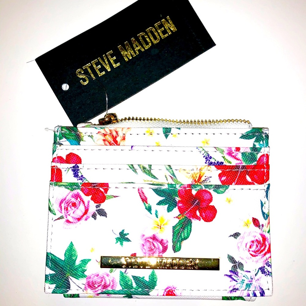 ❌SOLD❌ Steve Madden - Floral Bhayden Mini Wallet